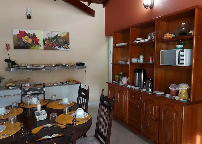 Pousada Recanto Solar dos Pássaros